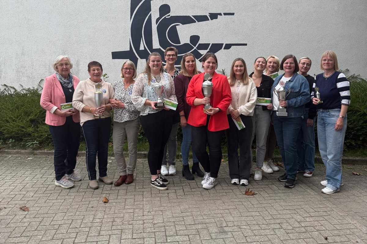 Bataillonsschieen der Frauen 2025 Siegerfoto berarbeitet